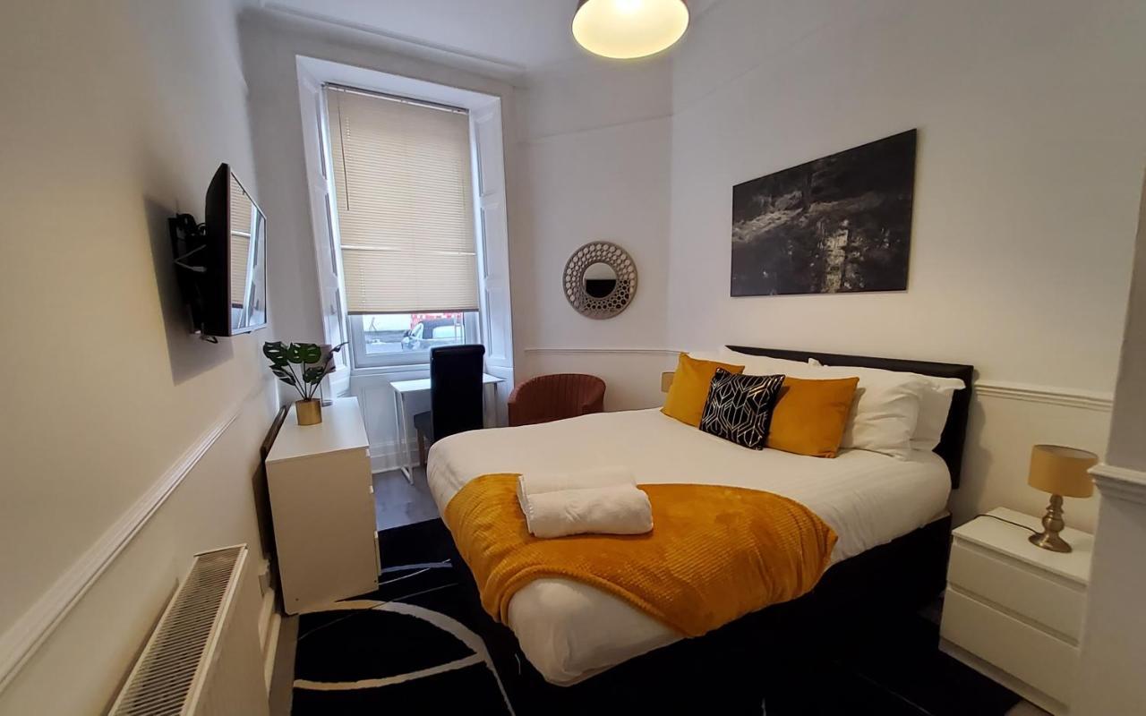 Leith Spectacular Apartment By Sensational Stay Short Lets & Serviced Accommodation With 6 Separate Beds & 2 Baths Edimburgo Exterior foto